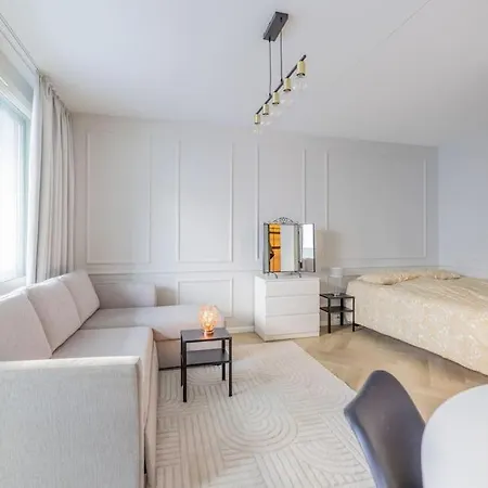 30m2 - 500m From Train Station To Airport And Helsinki Centre Apartment Vantaa